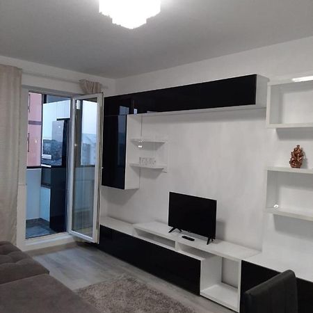 Luxury Daniel Apartament Residence Militari Roşu Extérieur photo