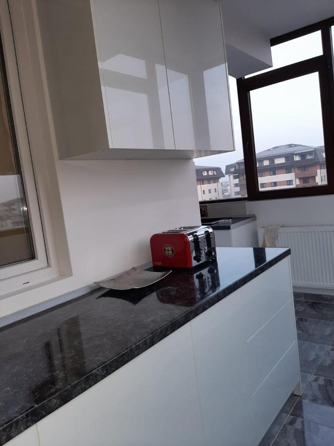 Luxury Daniel Apartament Residence Militari Roşu Extérieur photo