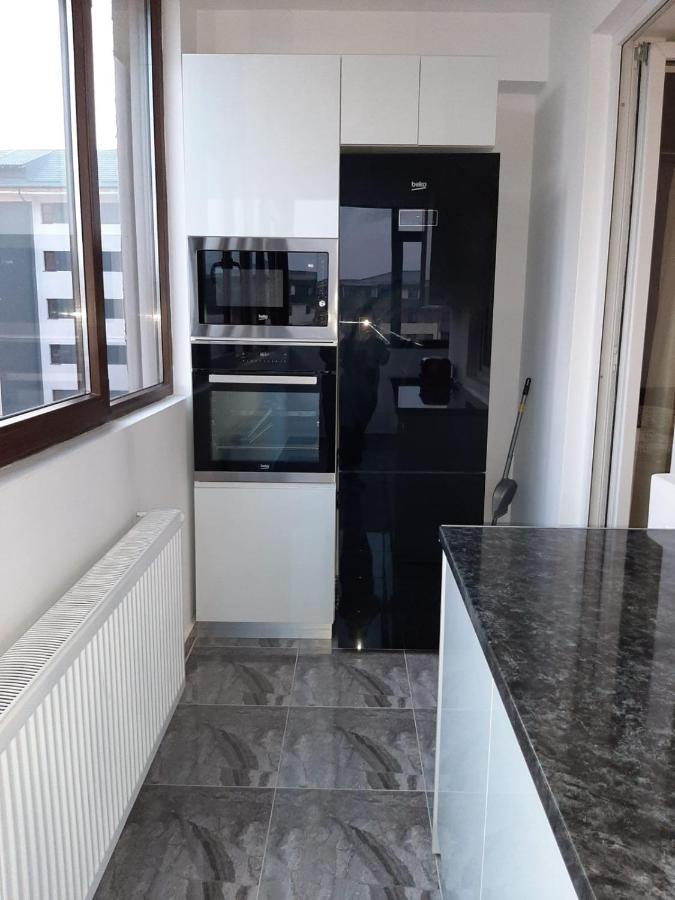 Luxury Daniel Apartament Residence Militari Roşu Extérieur photo