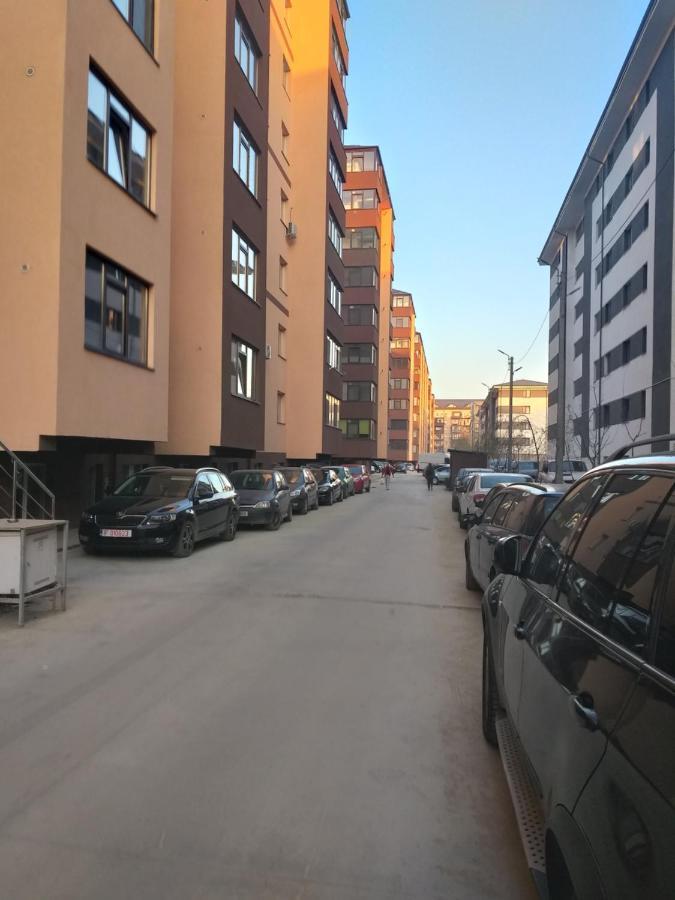Luxury Daniel Apartament Residence Militari Roşu Extérieur photo