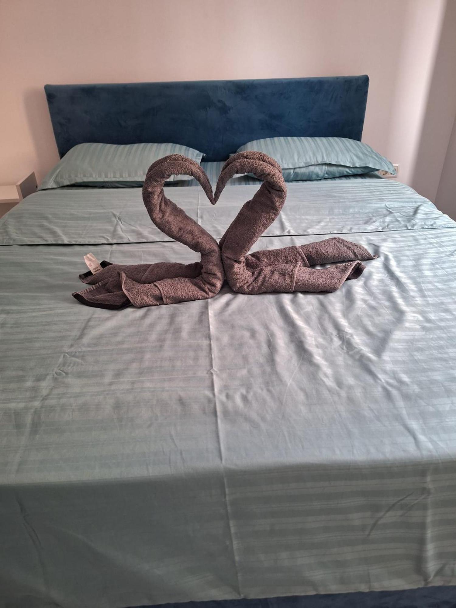 Luxury Daniel Apartament Residence Militari Roşu Extérieur photo